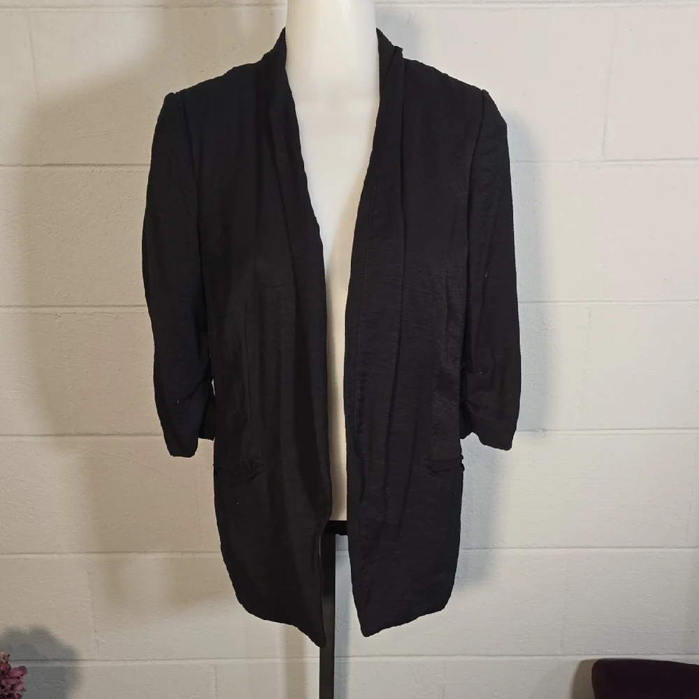 Black Open Front Cardigan - Picture 2 of 9